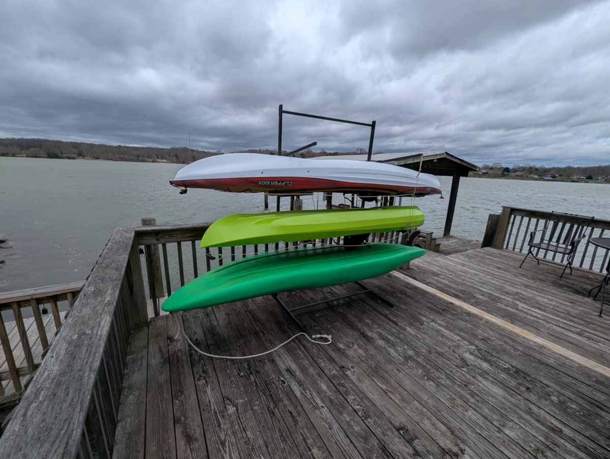 Lakefront sunsets~large dock~Kayaks&SUP~Game Room 