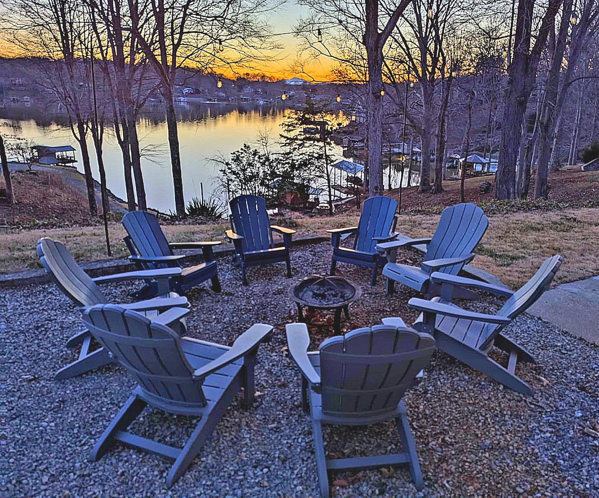 Lakefront sunsets~large dock~Kayaks&SUP~Game Room 