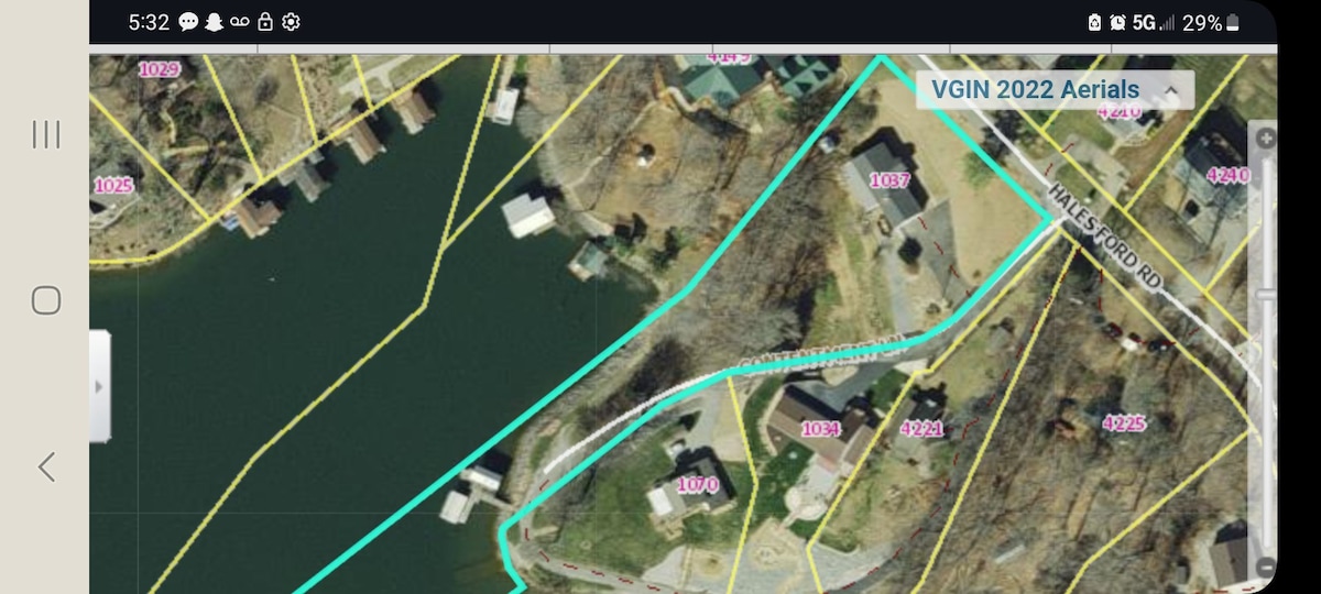 Lakefront sunsets~large dock~Kayaks&SUP~Game Room - Moneta Lakefront sunsets~large dock~Kayaks&SUP~Game Room - Moneta
