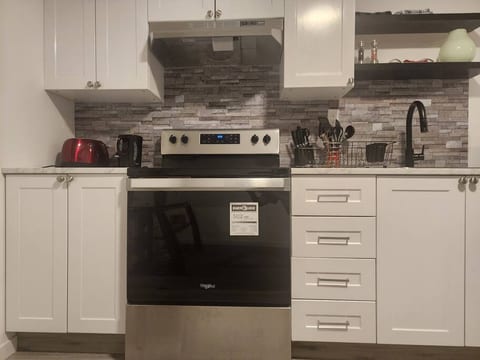 Two Bedroom Suite- The Manor BayView