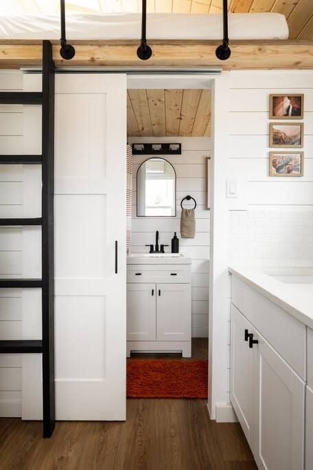 Stargazer Tiny House - Near Zion - Pool/Pickleball
