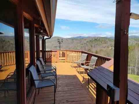 main house entry deck