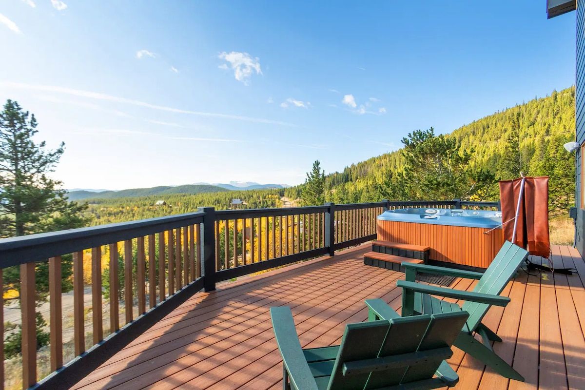 Enjoy our Deck overlooking the mountains.
