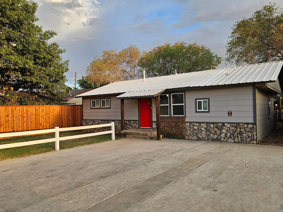 Welcome to our beautiful ***! Perfect for the whole family, private parking is fully available