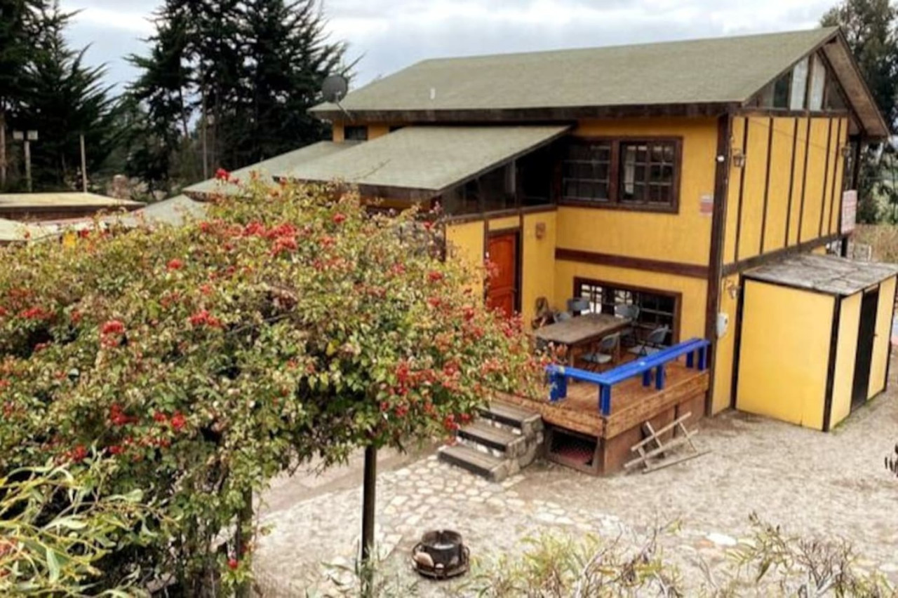 girasol-country-house-or-bbq-parking-and-shared-pool-wifi/