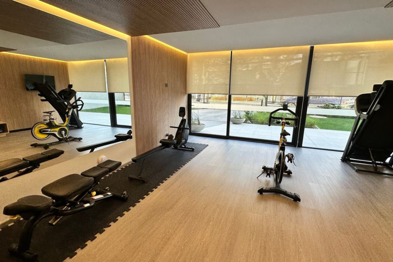 studio-duble-almeyda-or-laundry-office-pool-wifi/