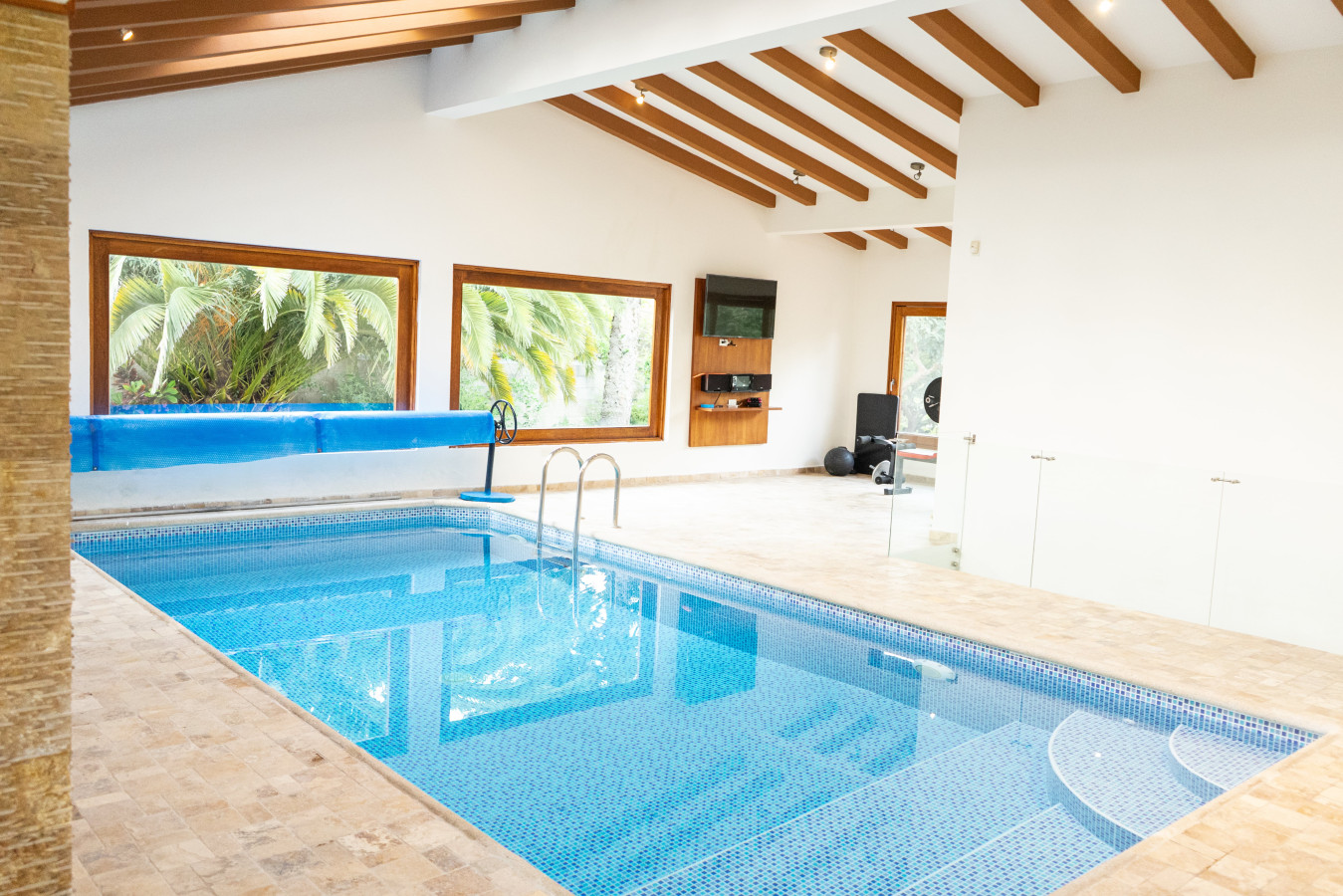 Luxury Casa Guayllabamba - BBQ Jacuzzi Gym Piscina - Quito