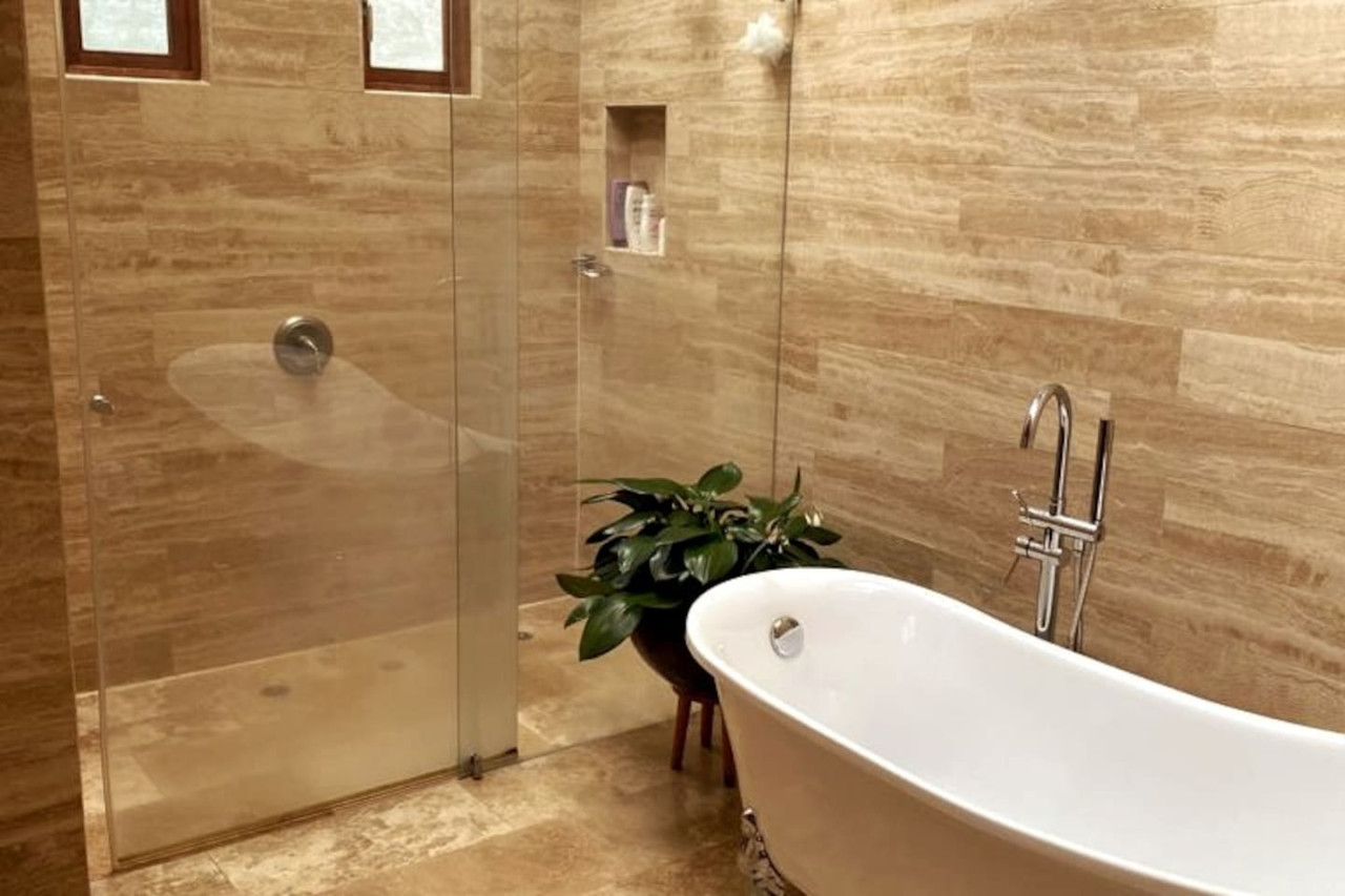 Luxury Casa Guayllabamba - BBQ Jacuzzi Gym Piscina - Quito