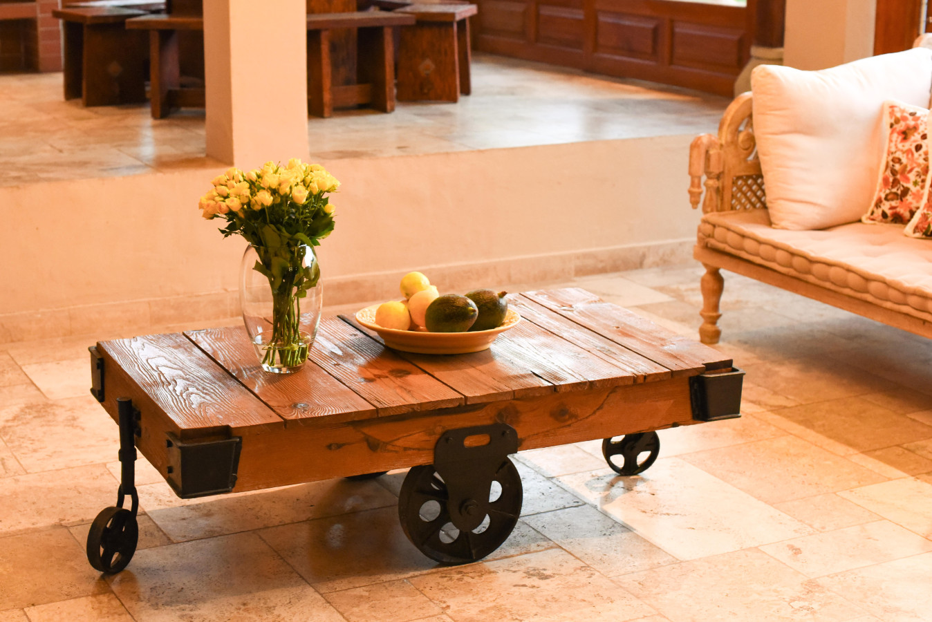 luxury-casa-guayllabamba-bbq-jacuzzi-gym-piscina/