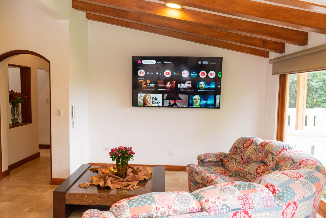 Luxury Casa Guayllabamba - BBQ Jacuzzi Gym Piscina - Quito