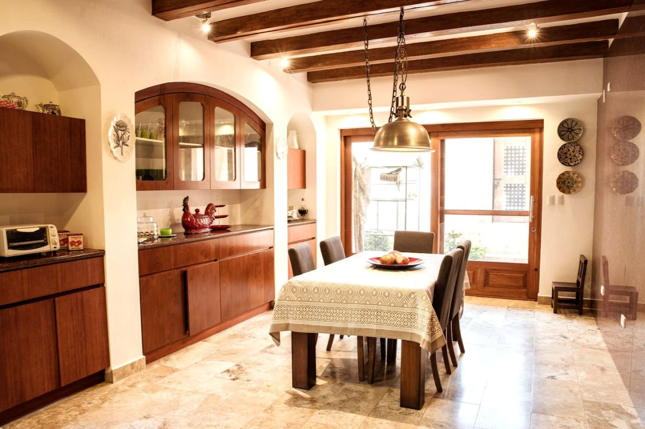 Luxury Casa Guayllabamba - BBQ Jacuzzi Gym Piscina - Quito