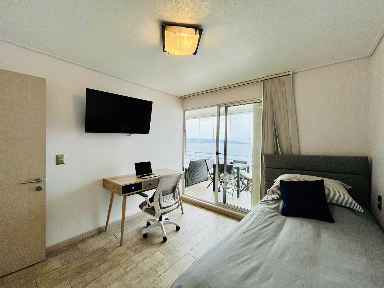 Luminous Bellavista Sector 5|Laundry Parking Wifi