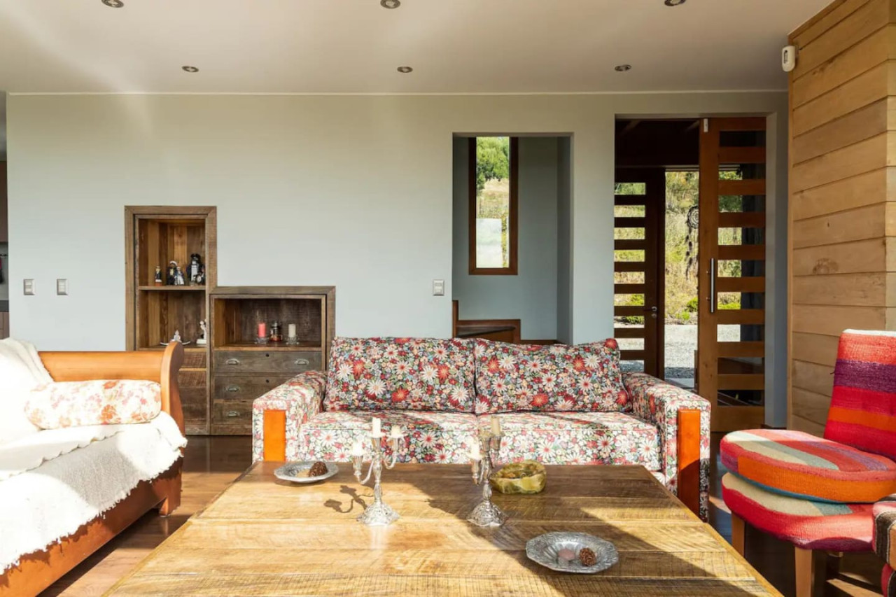 luxury-altamira-house-or-bbq-jacuzzi-pool-wifi/