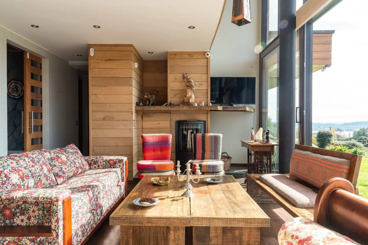 luxury-altamira-house-or-bbq-jacuzzi-pool-wifi/