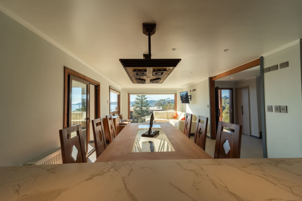 luxury-house-playa-hermosa-or-bbq-jacuzzi-parking-wifi/