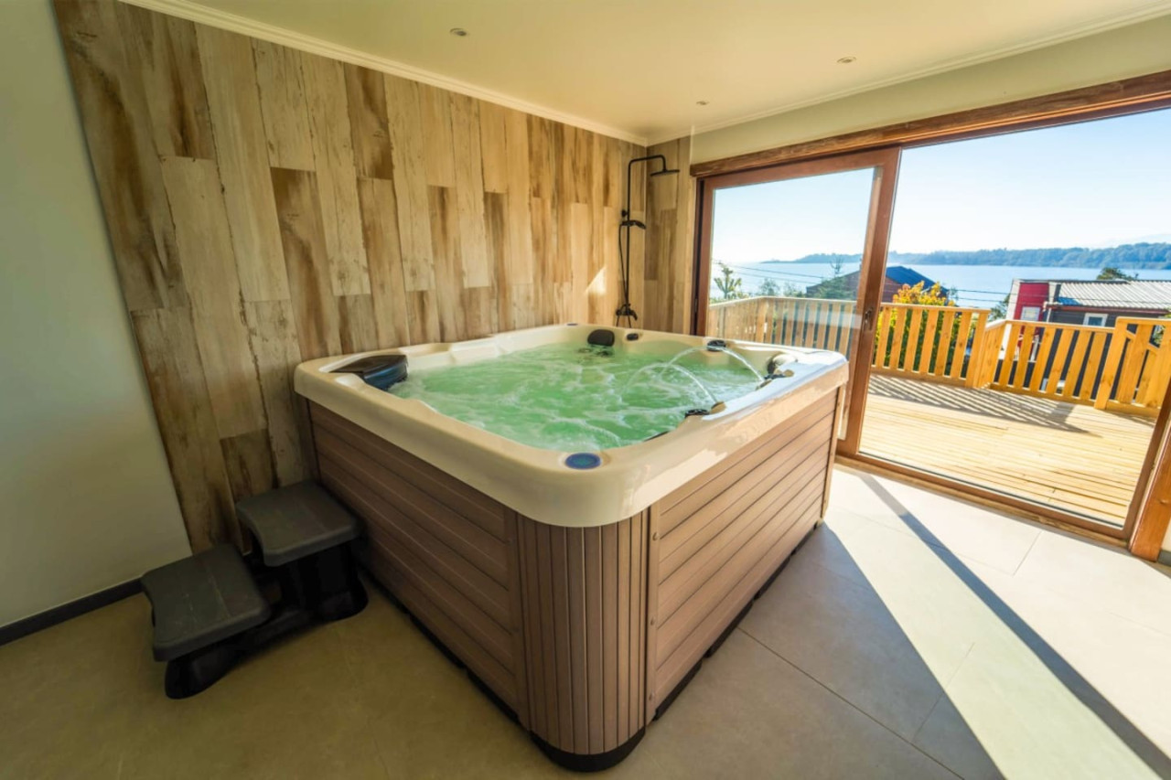 luxury-house-playa-hermosa-or-bbq-jacuzzi-parking-wifi/