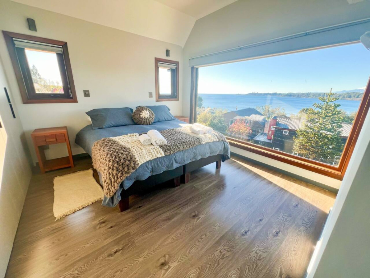 luxury-house-playa-hermosa-or-bbq-jacuzzi-parking-wifi/