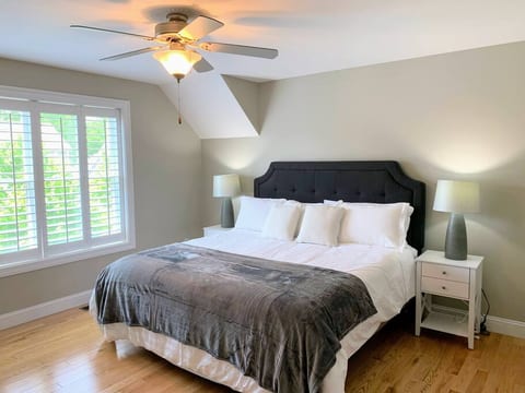 Young House, Central AC, 2 Car Garage, 3BR 2.5BA