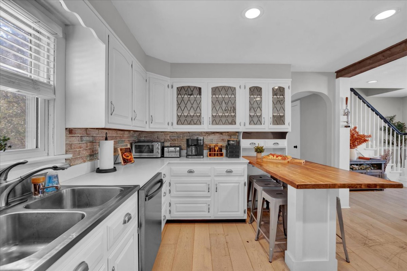 poconos-farmhouse-or-bunk-room-+-hot-tub-and-fire-pit/