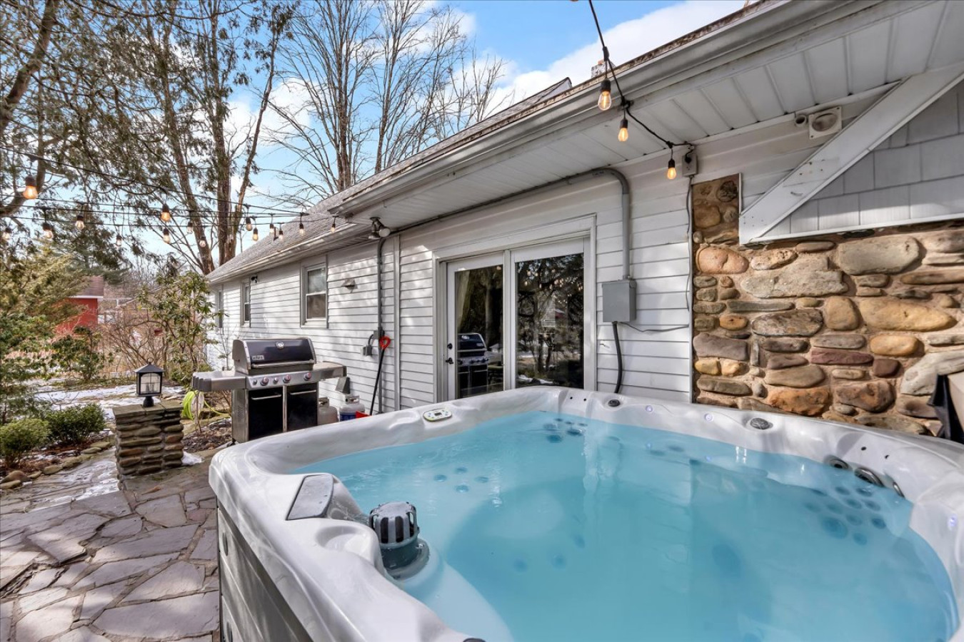 Relax and unwind! Soak in the hot tub or gather around the firepit for the perfect cozy retreat under the stars.