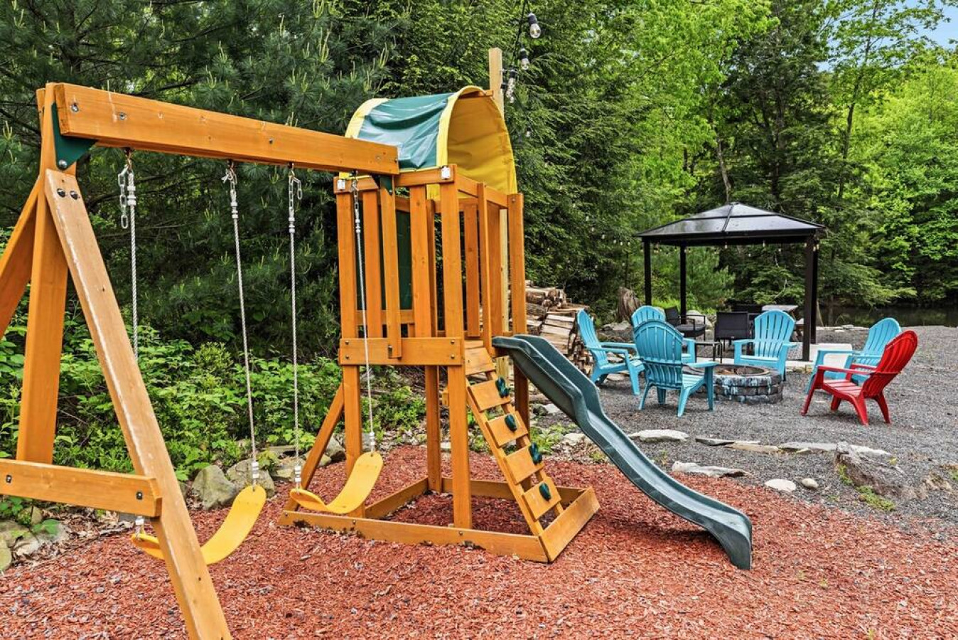 lakefront-stay-w-sauna-games-and-jacuzzi/