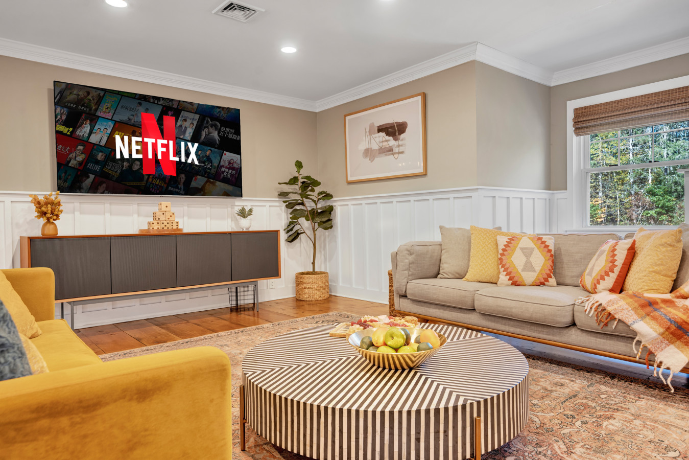 Kick back and enjoy your favorite shows in the comfy living room — perfect for a cozy movie night or just unwinding after a day of adventure.