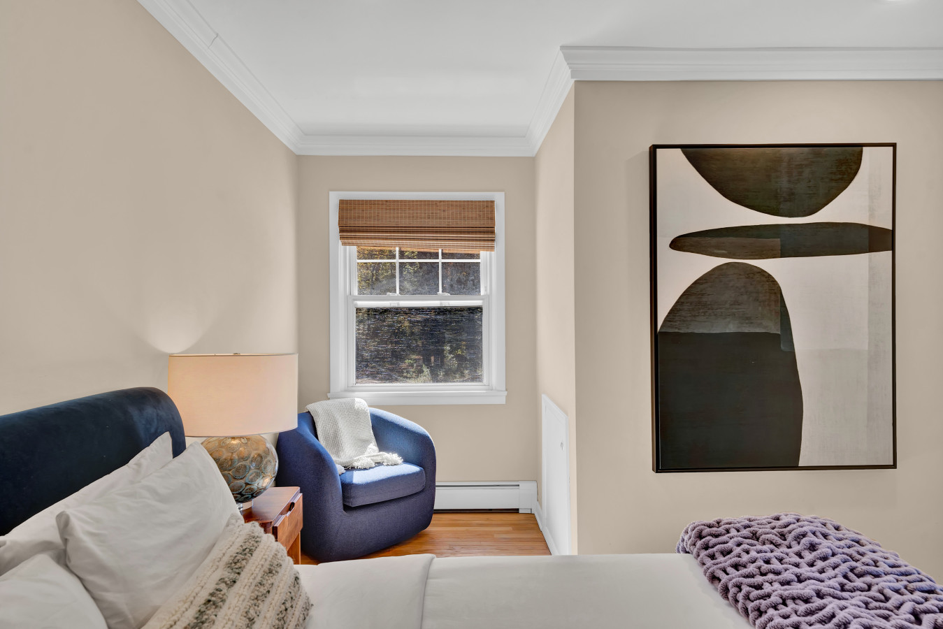 Relax in this cozy side chair by the window — the perfect spot to daydream, sip your coffee, or just enjoy the view.