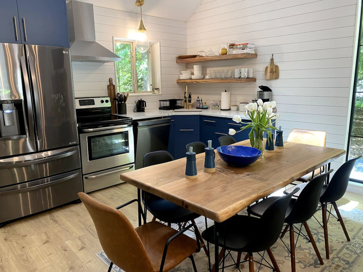 Extraordinary Cozy Cabin Escape w/Wood Fired Spa - Blakeslee