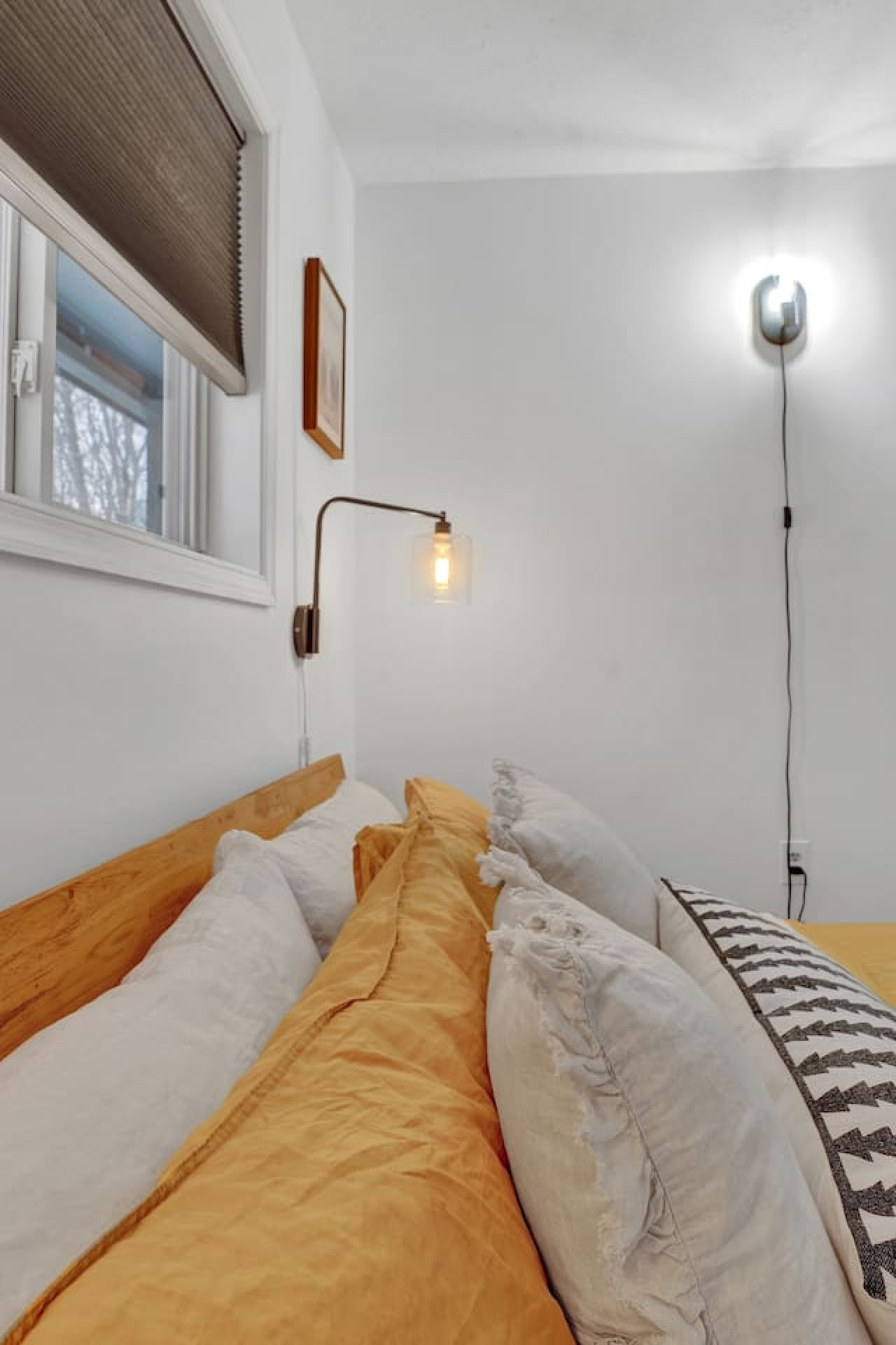 Extraordinary Cozy Cabin Escape w/Wood Fired Spa - Blakeslee