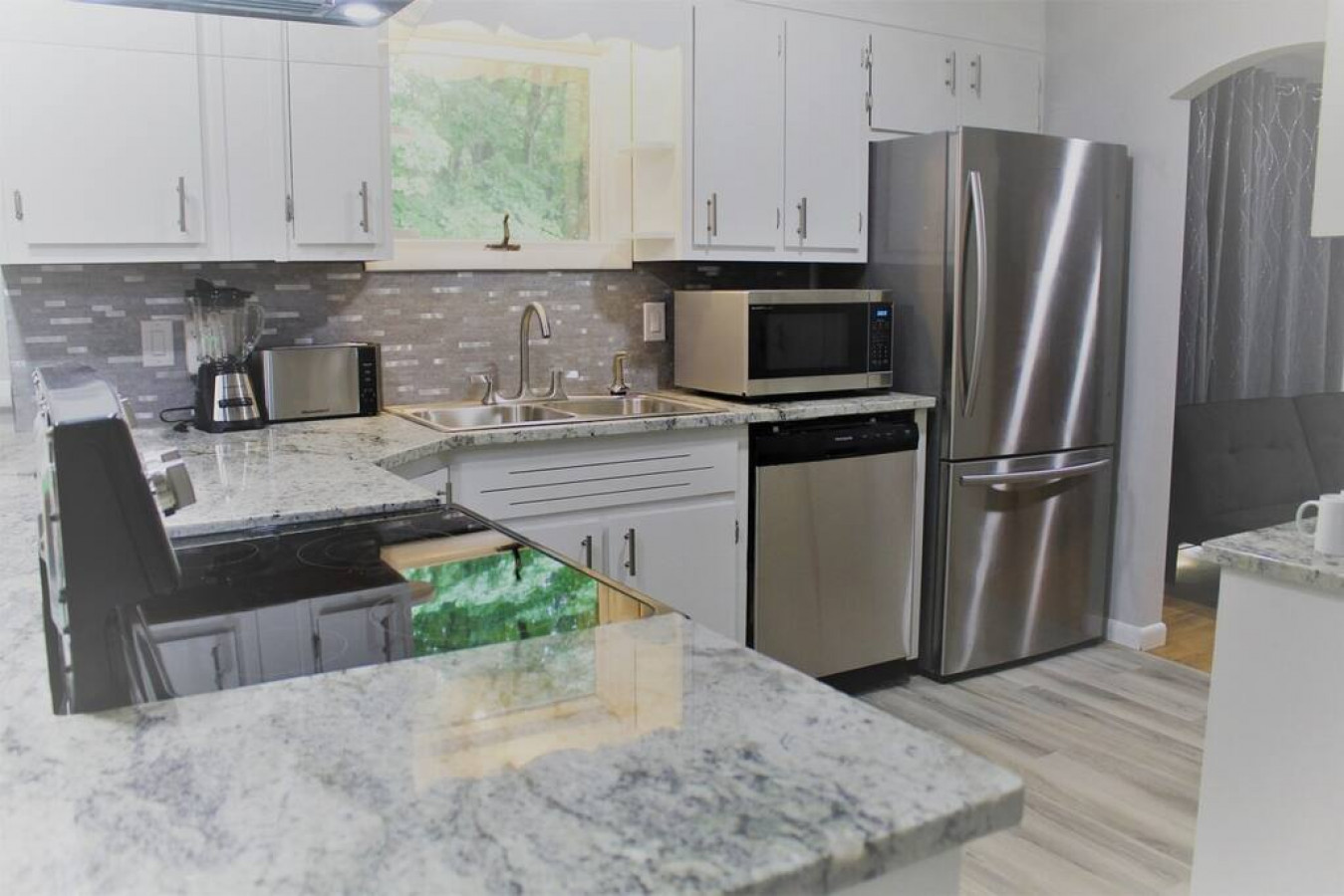 indoor-hot-tub-+-game-room-+-fire-pit-or-sleeps-8/