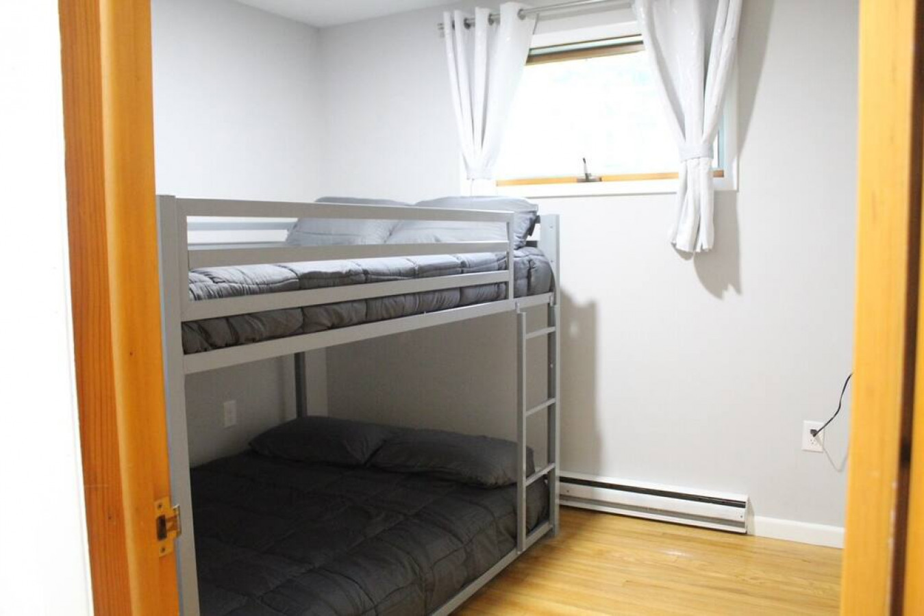 indoor-hot-tub-+-game-room-+-fire-pit-or-sleeps-8/