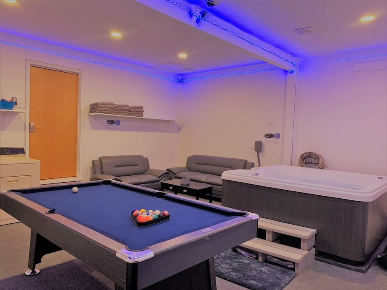 indoor-hot-tub-+-game-room-+-fire-pit-or-sleeps-8/