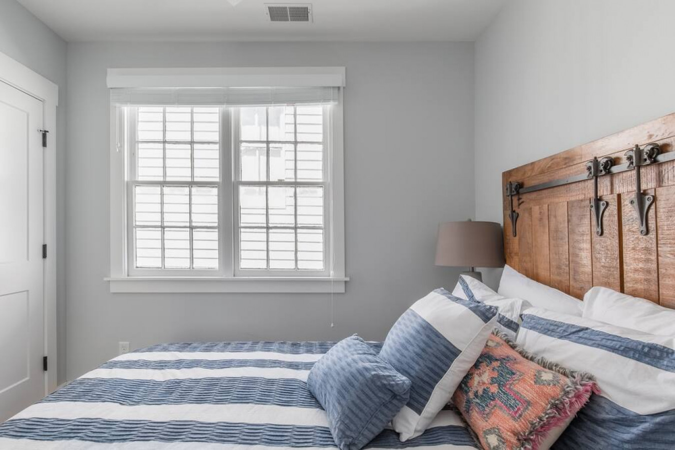 Historic 3BR with Back Patio & Near King Street - Charleston