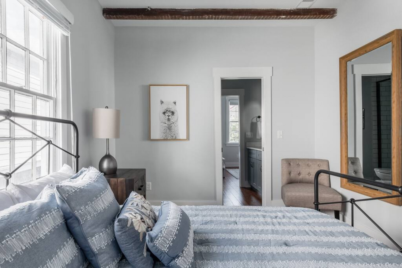 Historic 3BR with Back Patio & Near King Street - Charleston