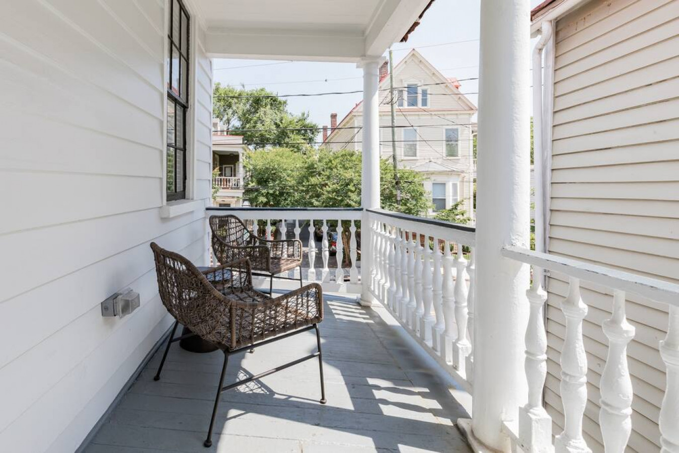 historic-3br-with-back-patio-and-near-king-street/
