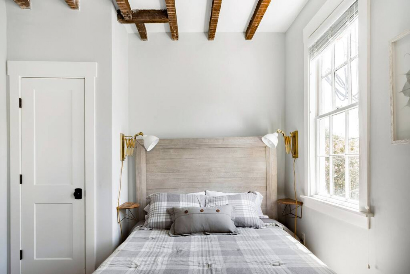 Sleeps 16 | Pet-Friendly 2-Unit w/ Backyard Oasis - Charleston