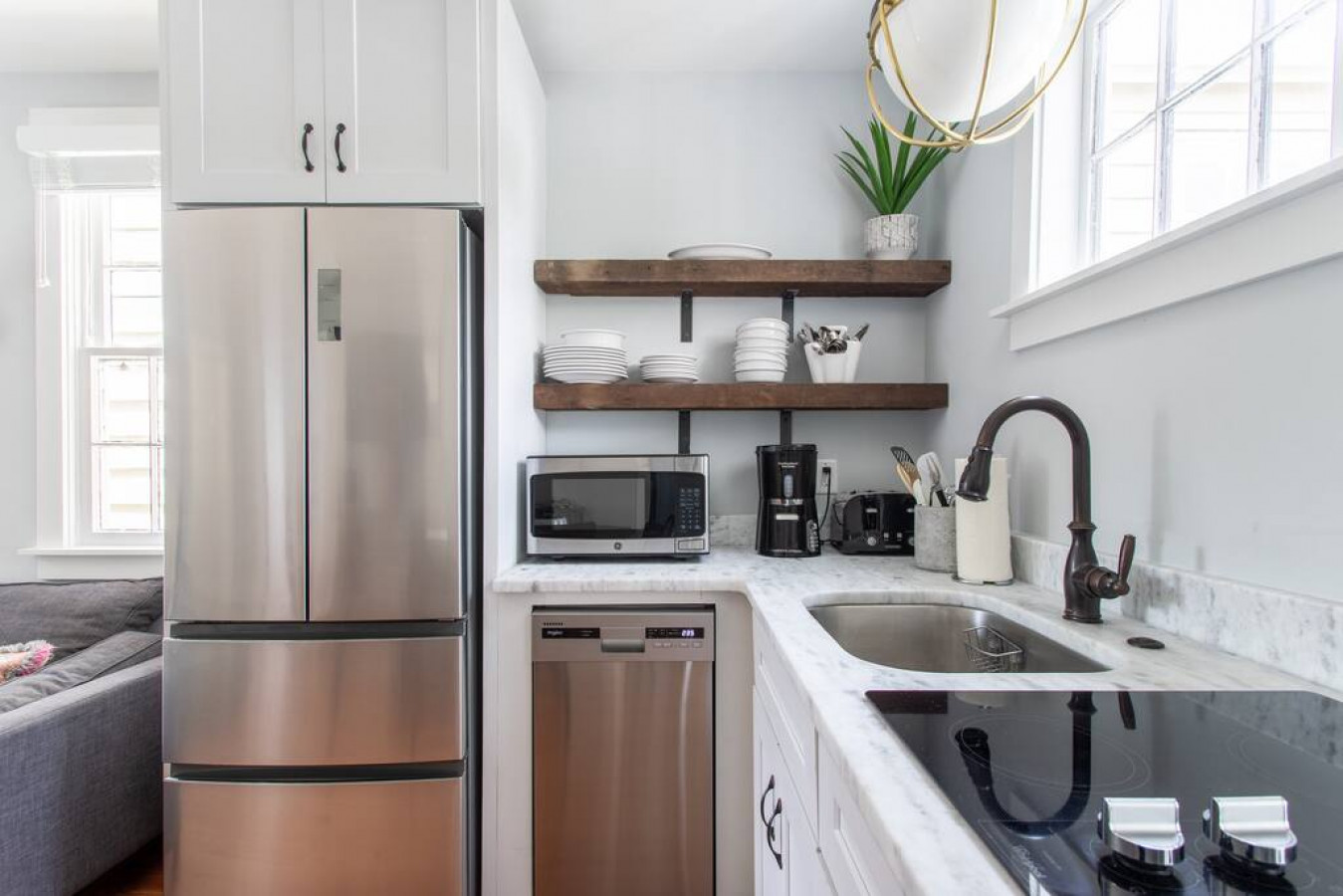 Sleeps 16 | Pet-Friendly 2-Unit w/ Backyard Oasis - Charleston