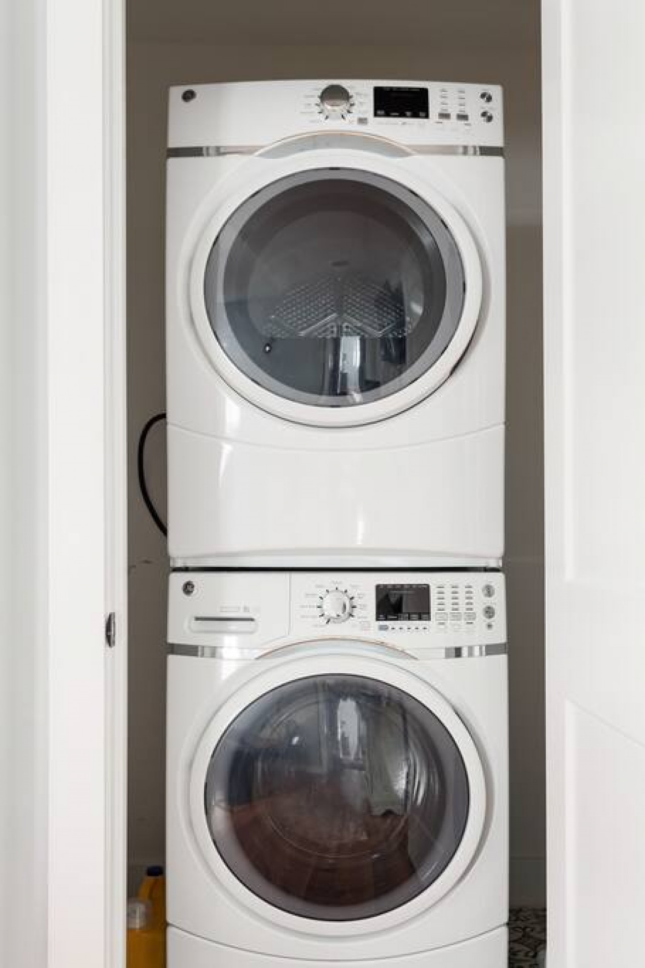 Sleeps 16 | Pet-Friendly 2-Unit w/ Backyard Oasis - Charleston