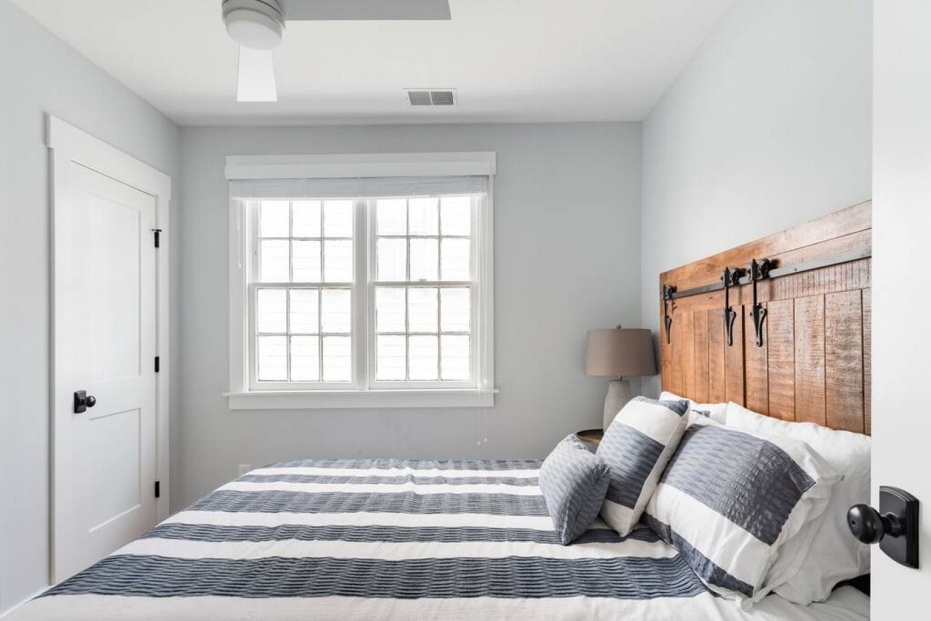 Sleeps 16 | Pet-Friendly 2-Unit w/ Backyard Oasis - Charleston