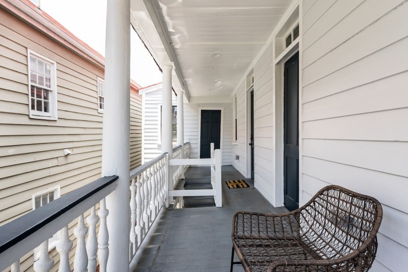 Sleeps 16 | Pet-Friendly 2-Unit w/ Backyard Oasis - Charleston