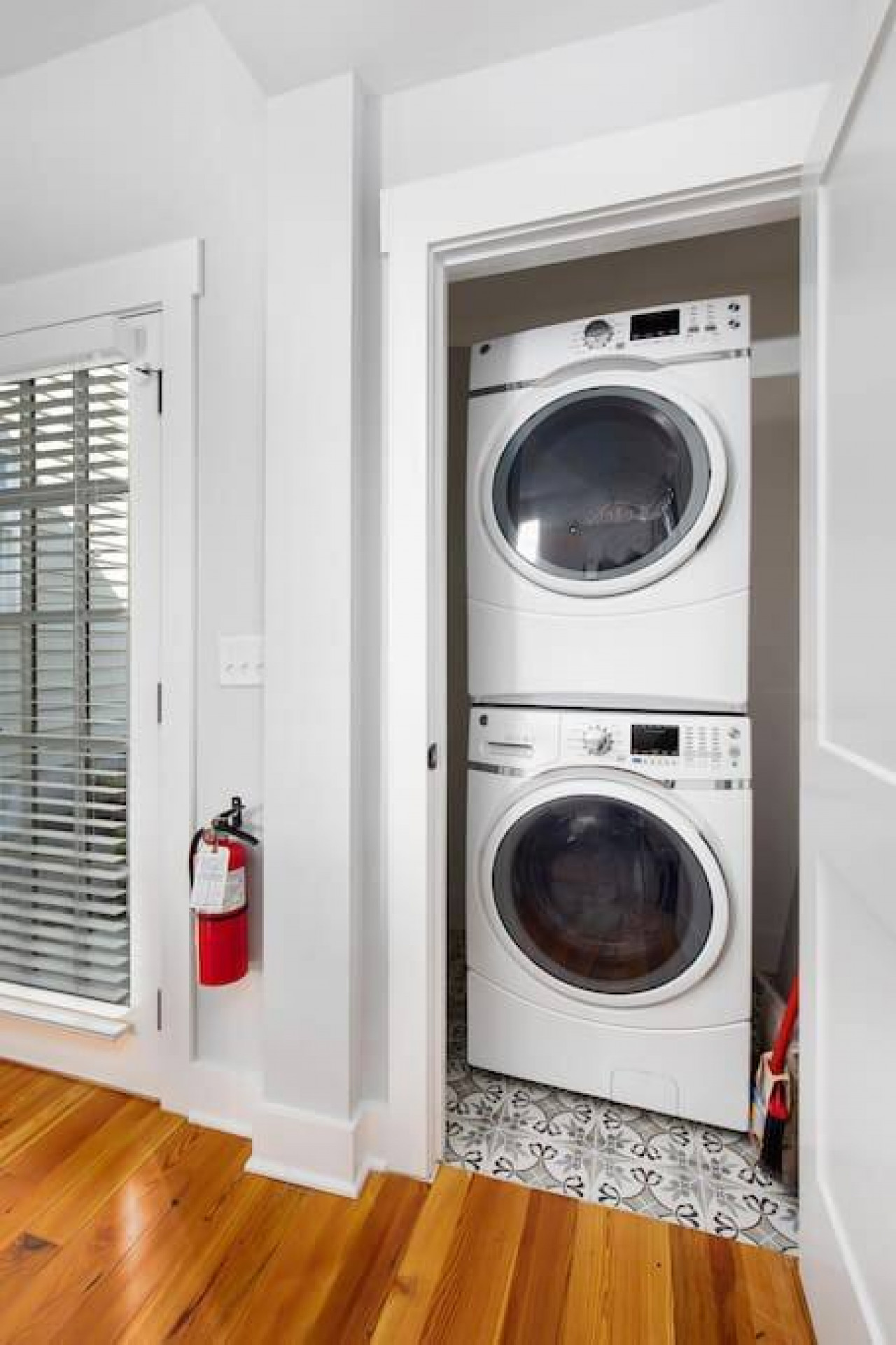 3br-near-king-st-with-shared-garden-and-pet-friendly/