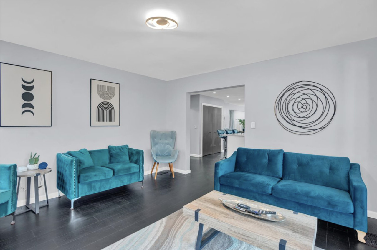 6br-or-fire-pit-games-theater-room-+-ev-charger/