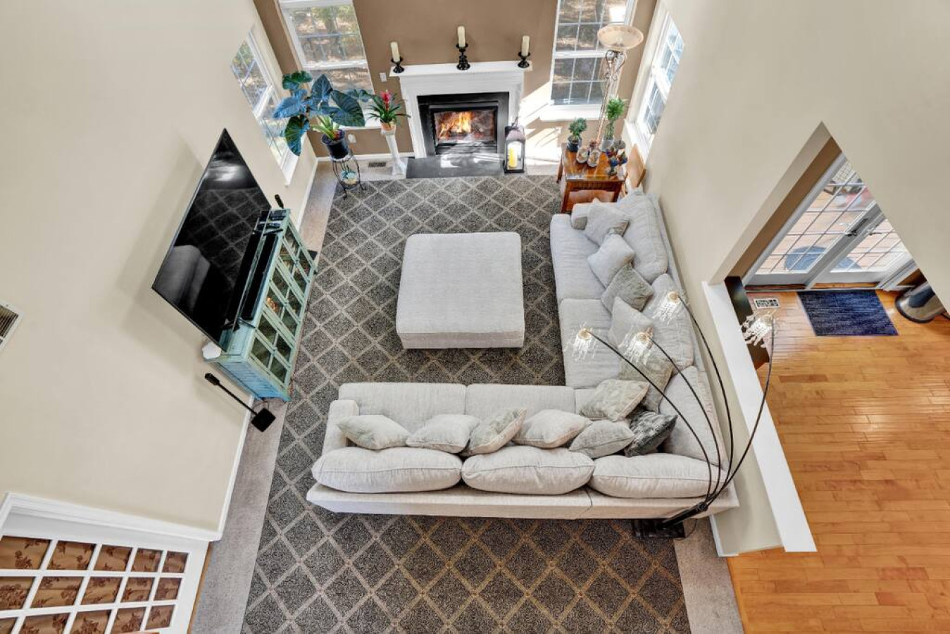 sleeps-12-or-sauna+bar+basement-game-room+fire-pits/