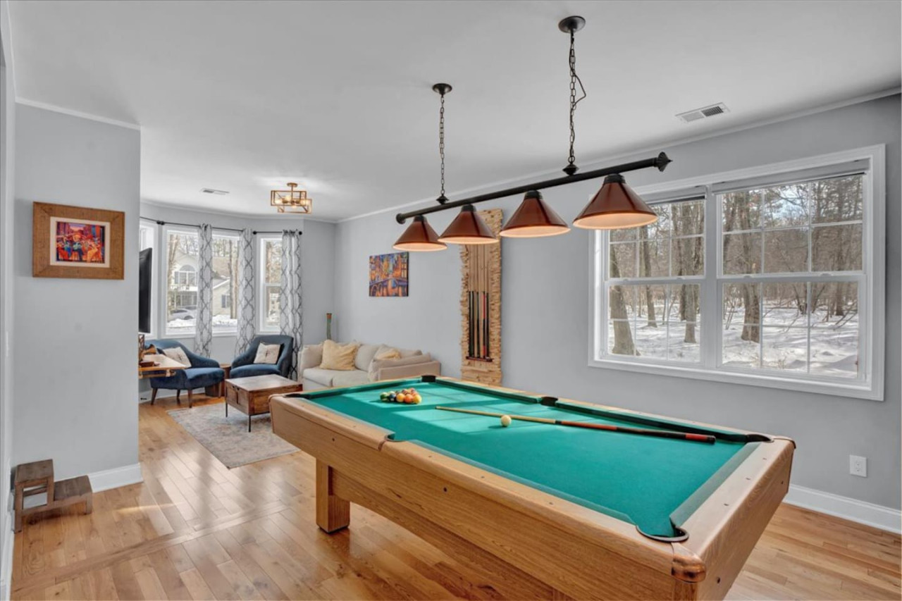 cozy-getaway-+-hot-tub-games-and-fire-pit/