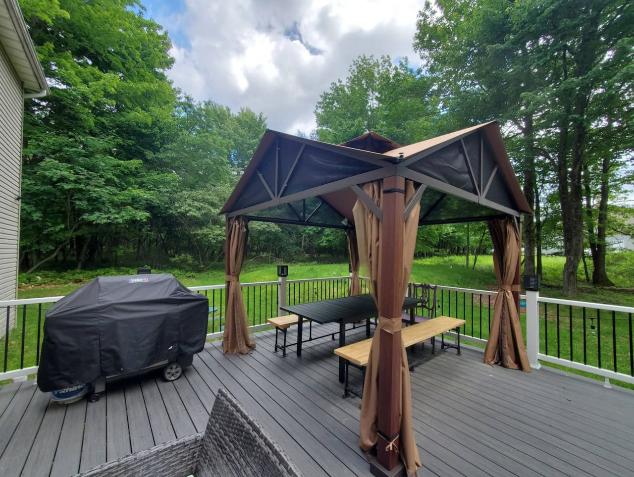 cozy-getaway-+-hot-tub-games-and-fire-pit/