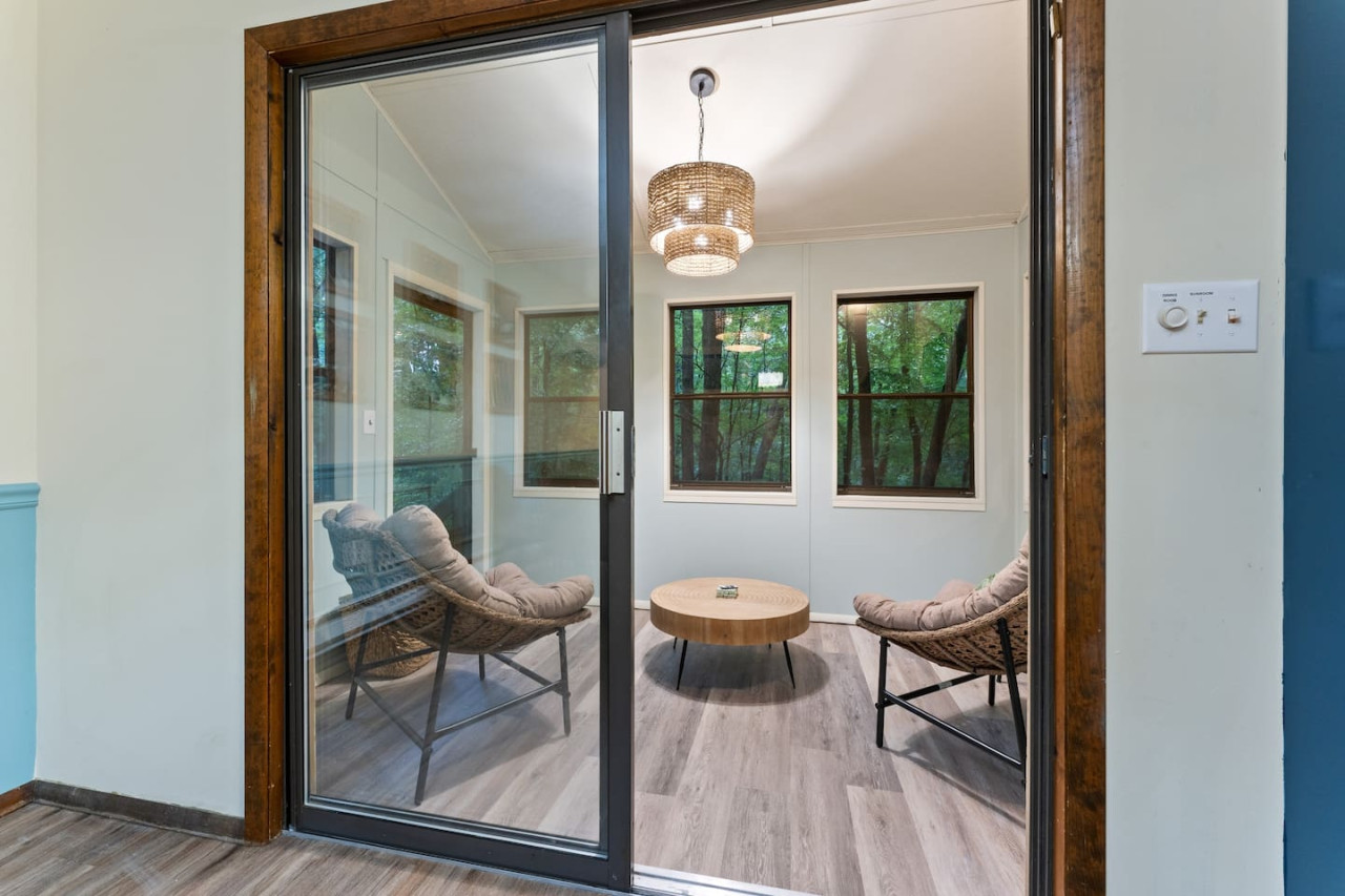 poconos-retreat-w-hot-tub-and-game-room/