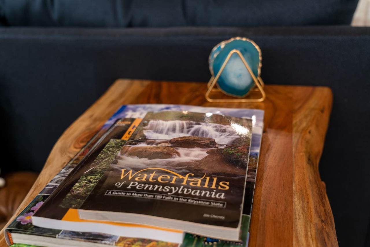 poconos-retreat-w-hot-tub-and-game-room/