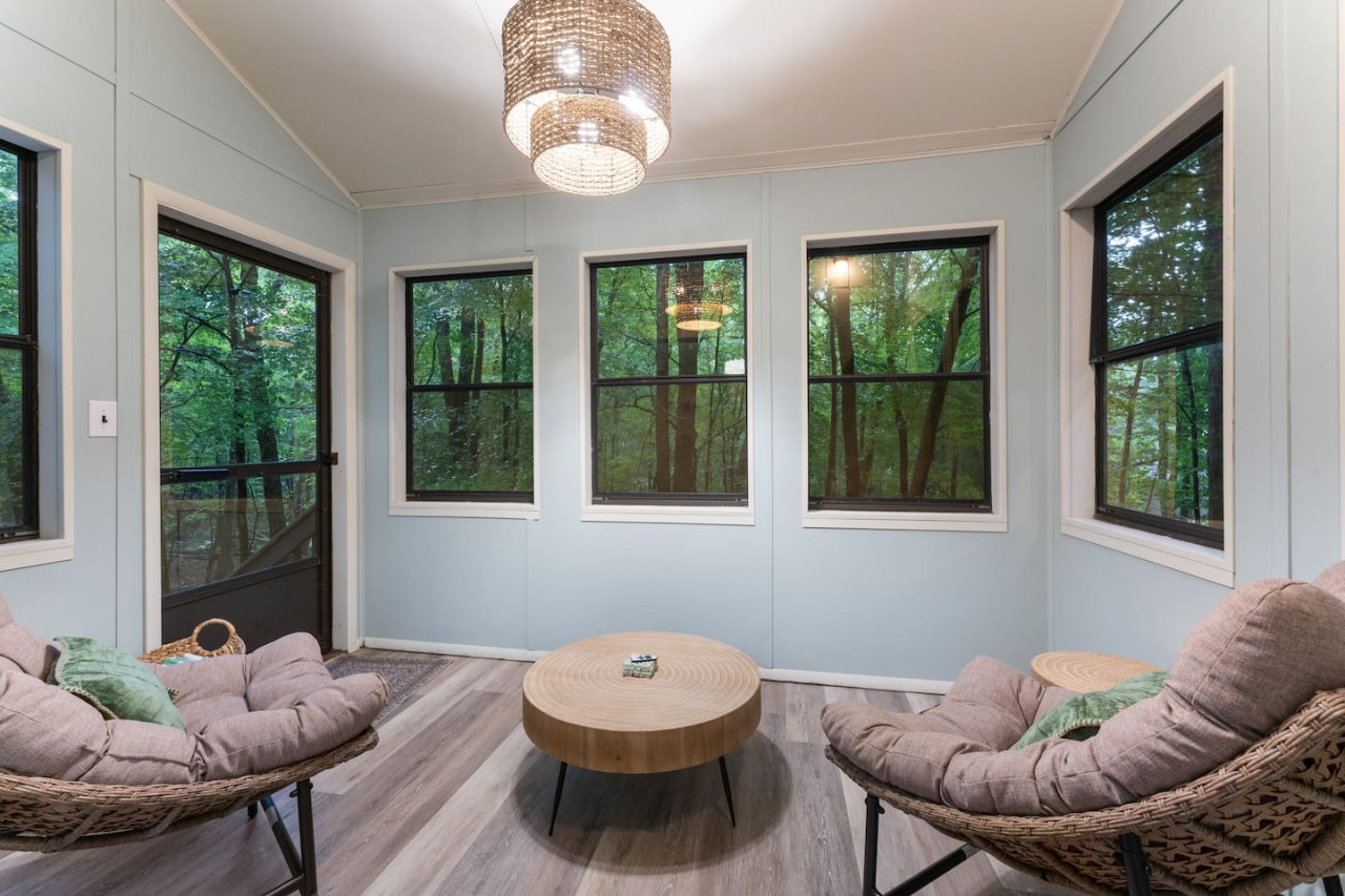 poconos-retreat-w-hot-tub-and-game-room/