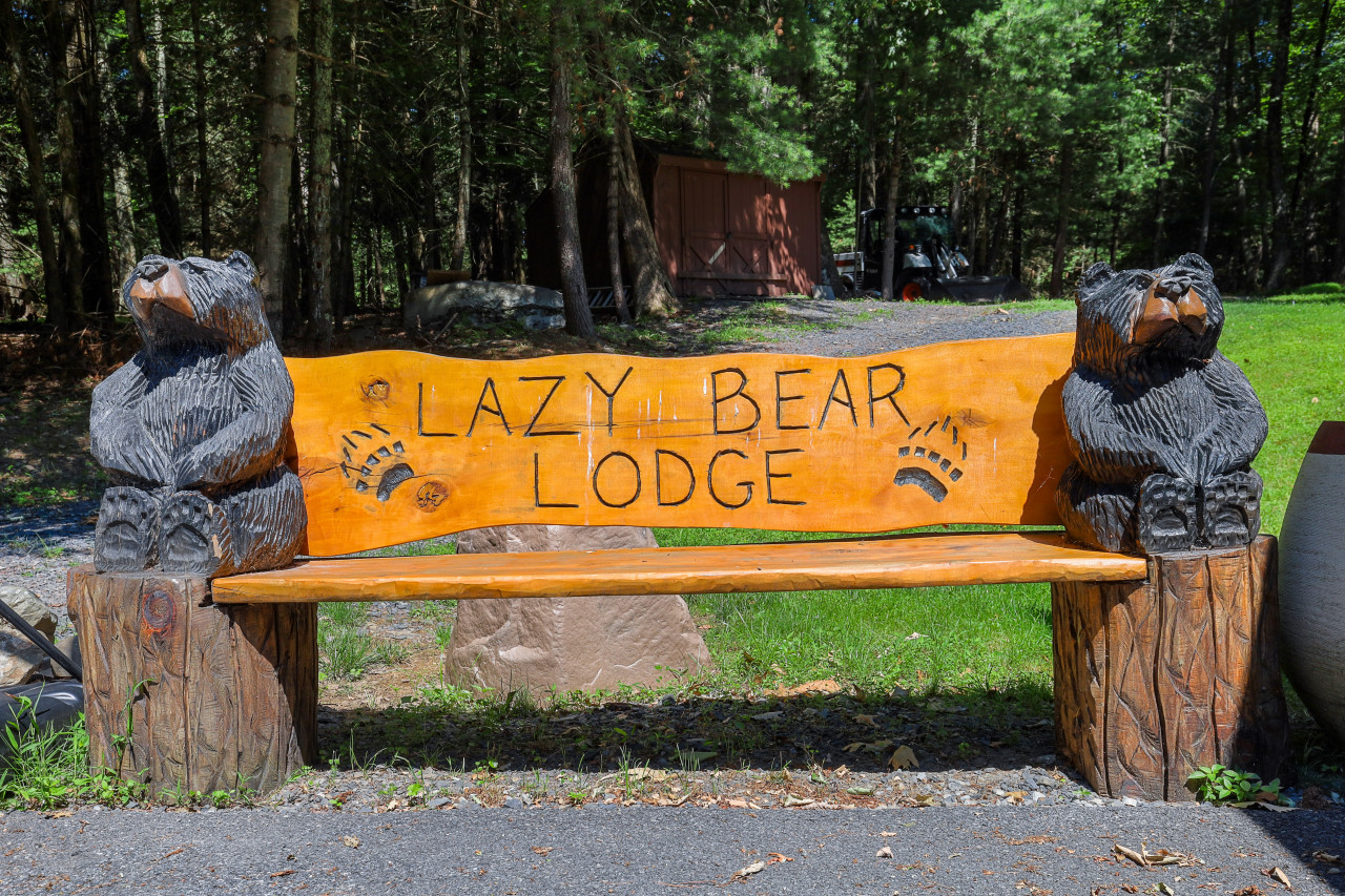 lazy-bear-lodge-resort/