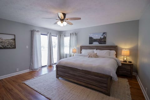 No Cleaning Fee! 3BR Knoxville Home • Near UT